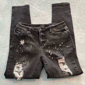 Judy Blue boyfriend fit size 7 distressed stretchy